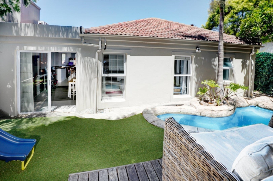 4 Bedroom Property for Sale in Van Riebeeckshof Western Cape